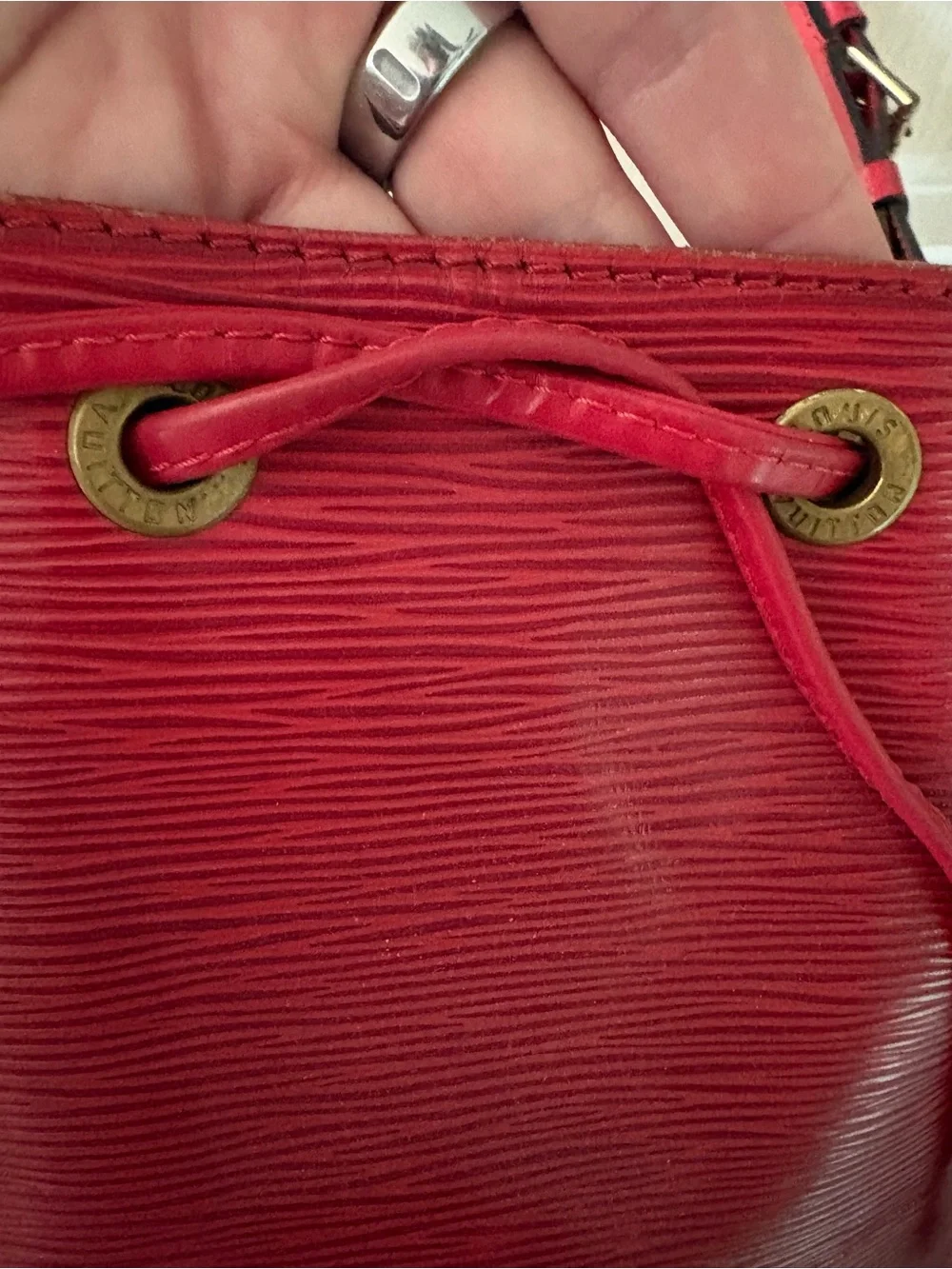 Louis Vuitton Epi Noé GM Bucket Bag – Red Leather